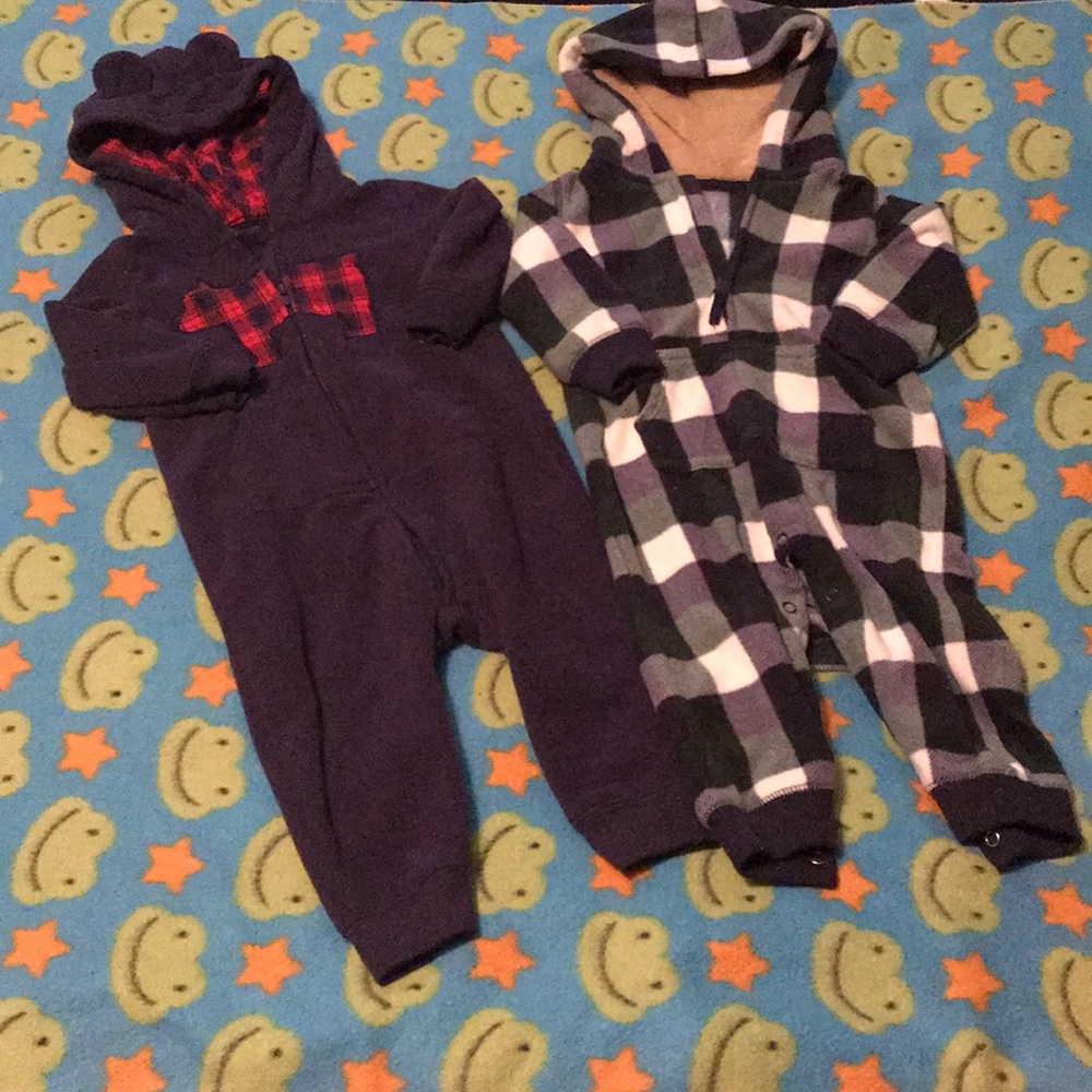 2 Boys Winter Hooded Bodysuits